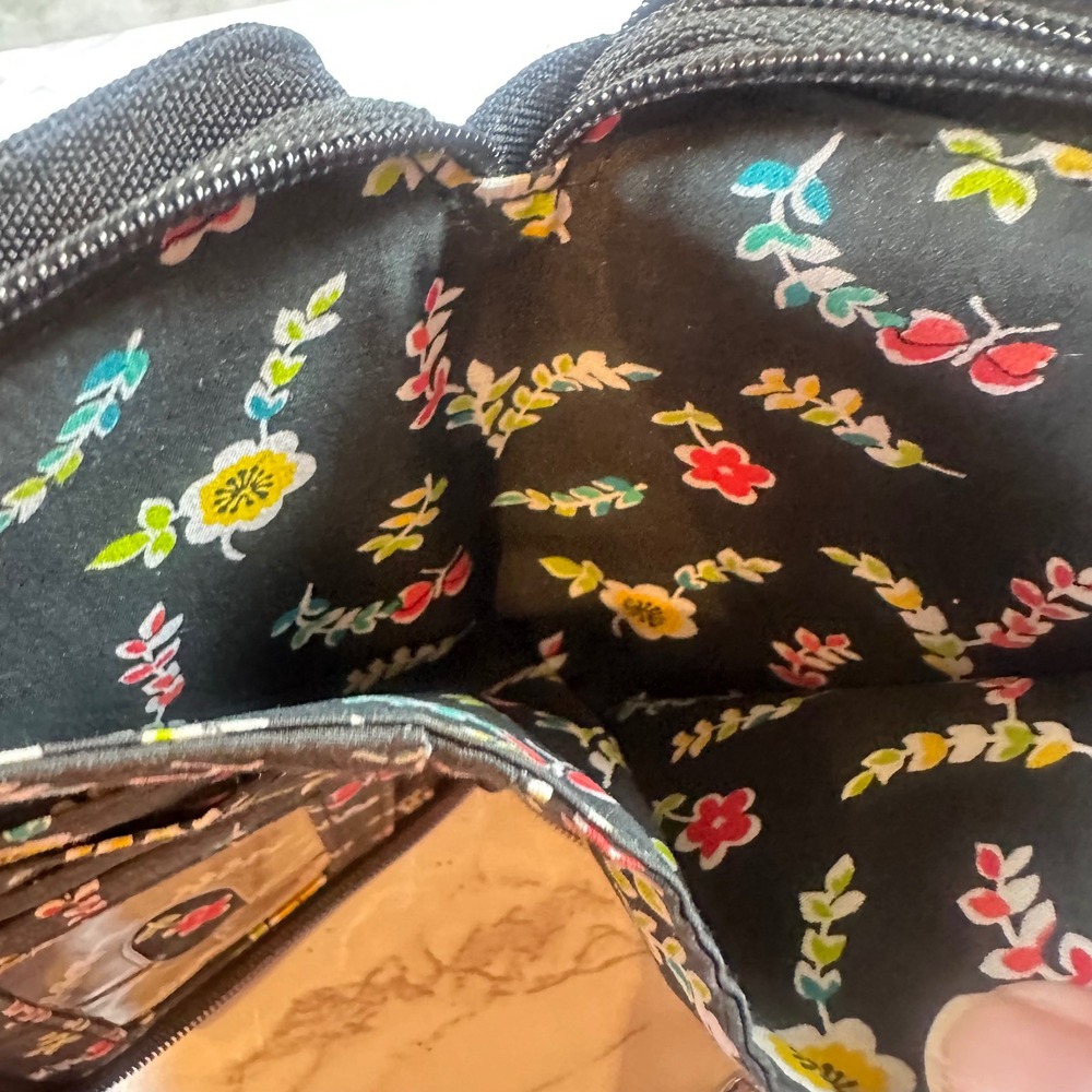 Vera Bradley RFID All In Wristlet Black Performance Twill Floral - Picture 8 of 12